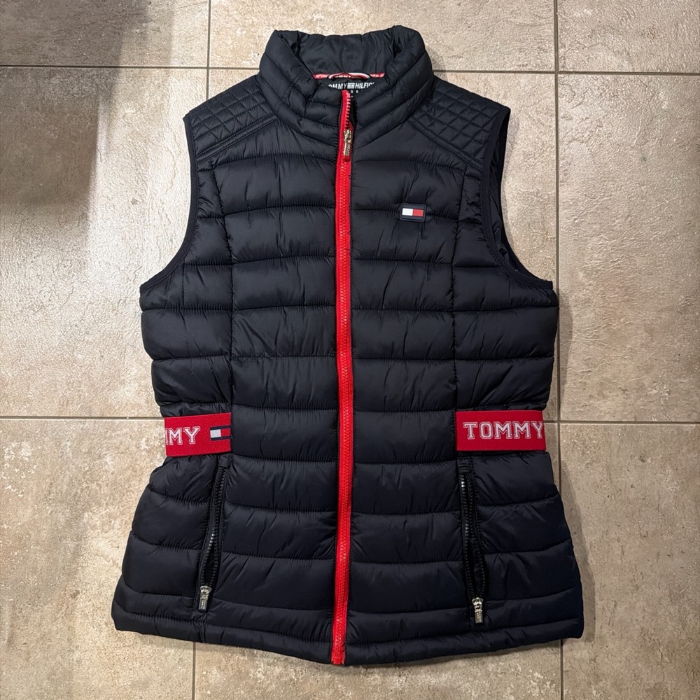 Tommy Hilfiger Women's Black Puffer Vest with Red Trim